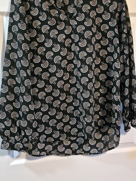 Pleione Tops - 4/$67 Deal! Pleione Black Paisley Print Blouse